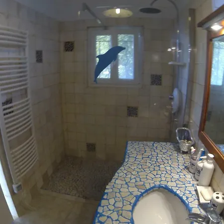 Appartement 2p Dans Juan-les-Pins
