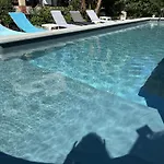Daire Tres Beau Lumineux Dans Avec Piscine *