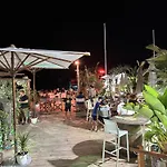 Tres Beau Lumineux Dans Avec Piscine * Juan-les-Pins
