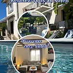 Daire Tres Beau Lumineux Dans Avec Piscine Juan-les-Pins