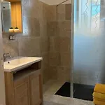 Tres Beau Lumineux Dans Avec Piscine Ζουάν λε Πιν
