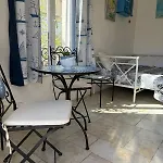 Tres Beau Lumineux Dans Avec Piscine Διαμέρισμα