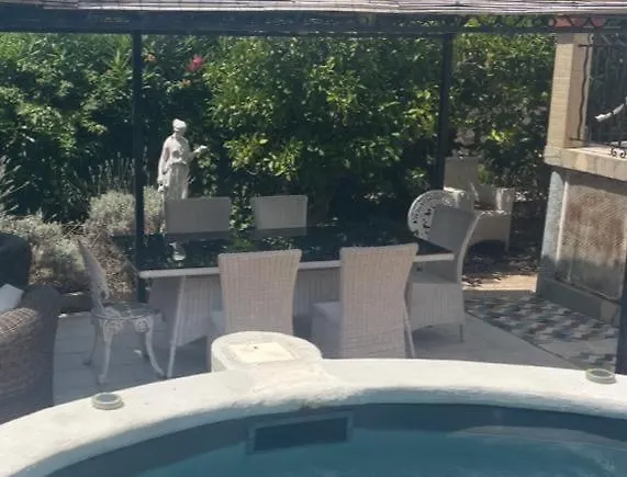 Tres Beau Lumineux Dans Avec Piscine Apartman *