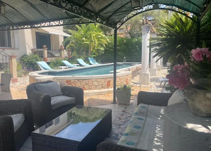 Tres Beau Lumineux Dans Avec Piscine Daire Juan-les-Pins