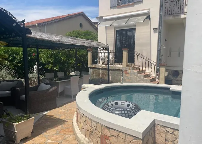 Tres Beau Lumineux Dans Avec Piscine Apartman *