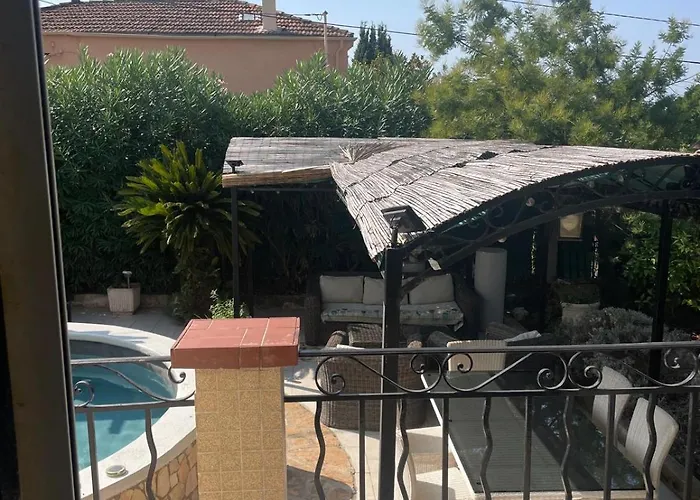 Apartamento Tres Beau Lumineux Dans Avec Piscine *