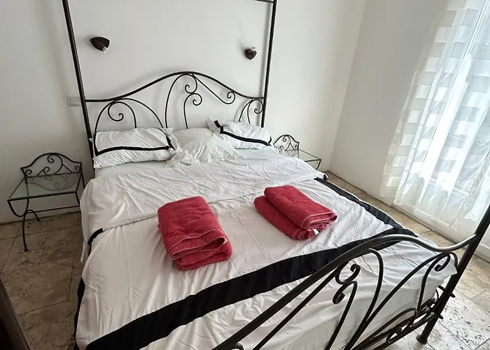 Tres Beau Lumineux Dans Avec Piscine * Juan-les-Pins