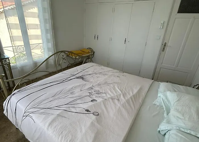 Tres Beau Lumineux Dans Avec Piscine * Juan-les-Pins