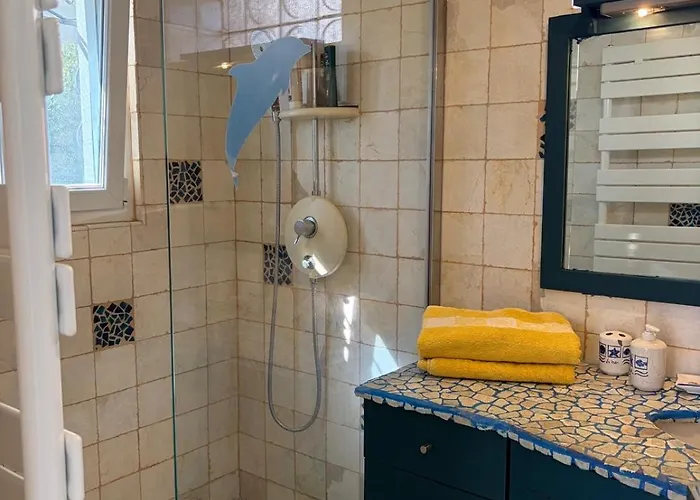 2p Dans * Juan-les-Pins